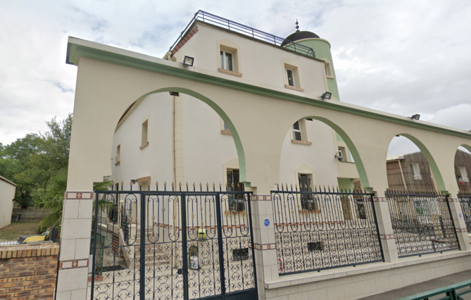(91) A Vigneux-sur-Seine, la dépouille d'un sanglier retrouvée sur le portail de la mosquée suscite l'indignation